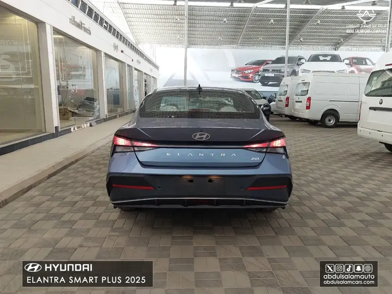 Hyundai Elantra 2025