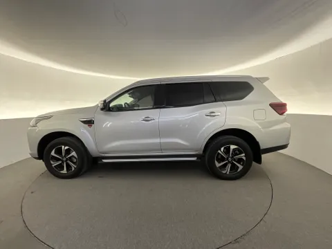Discover undefined undefined Exterior Interior Images.Find all aspects and details of cars.