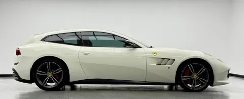Ferrari GTC4Lusso 6.3L V12 2018