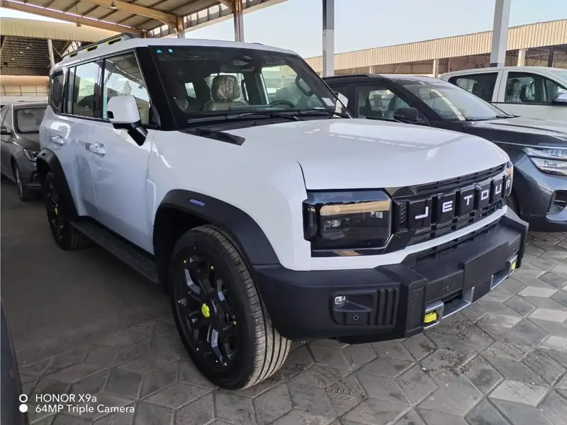 Discover undefined undefined Exterior Interior Images.Find all aspects and details of cars.