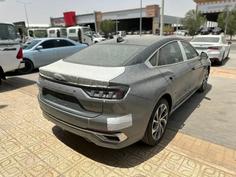 Ford Taurus 2025