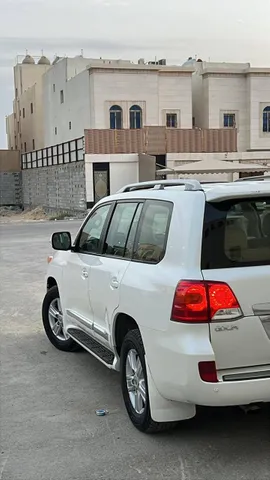 Toyota Land Cruiser 2012