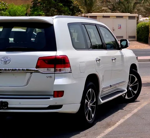 Toyota Land Cruiser 4.0L GXR GT 2021