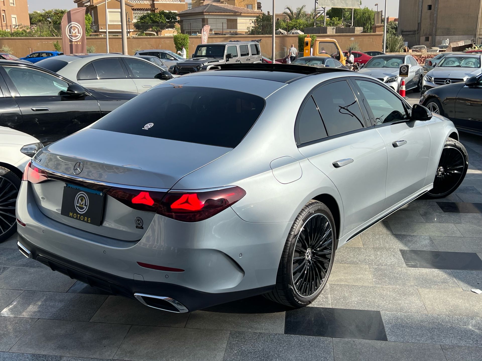 مرسيدس بنز E Class 2024