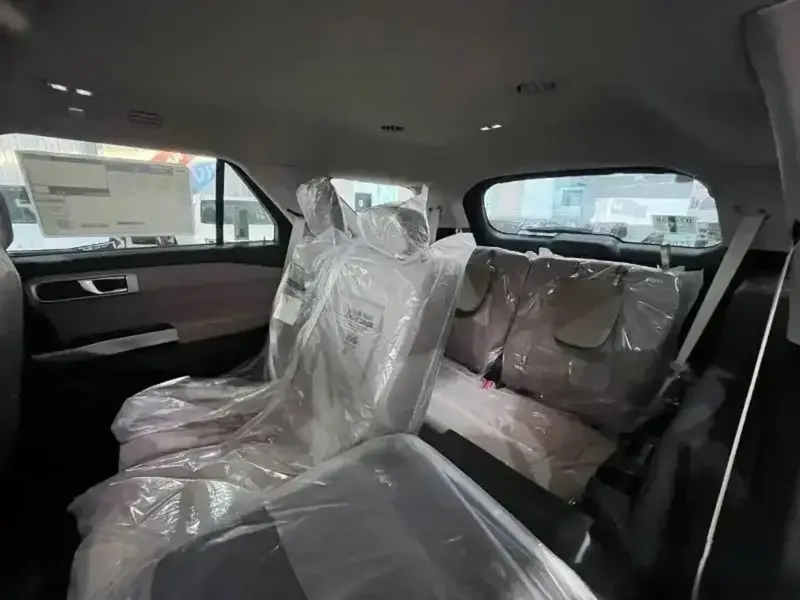Ford Explorer 2023