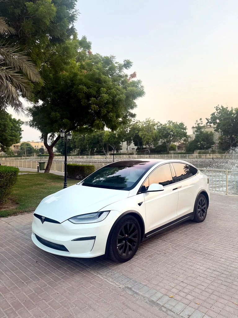 Tesla Model X 2023