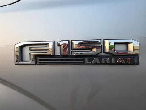 Ford F-150 5.0L Lariat FX4 2015