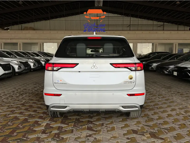 Mitsubishi Outlander 2024