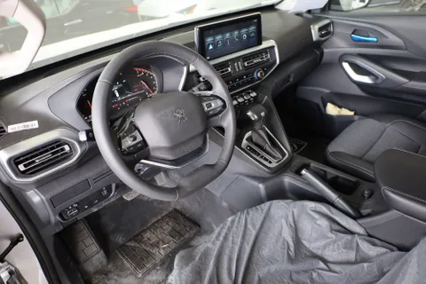 New Peugeot Landtrek 2.4T DC 4x4 A/T 2023