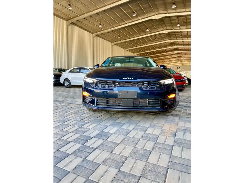 KIA K5 2025