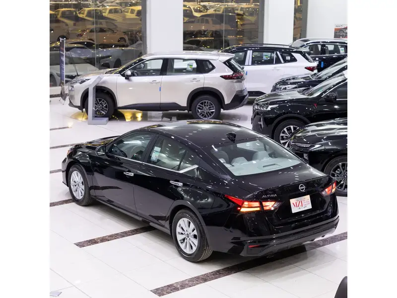 Nissan Altima 2025