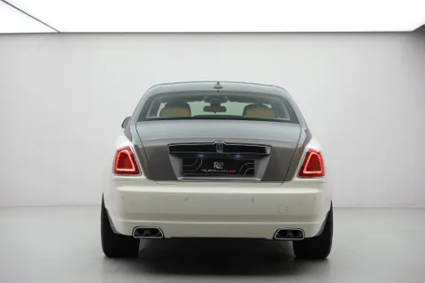 Discover undefined undefined Exterior Interior Images.Find all aspects and details of cars.