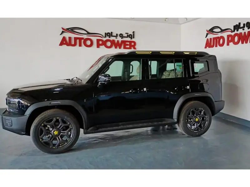 Discover undefined undefined Exterior Interior Images.Find all aspects and details of cars.