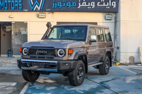 Toyota Land Cruiser 4.0L Hardtop 2024