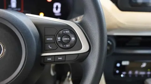 New Toyota Yaris 1.5L Smart CVT  2024