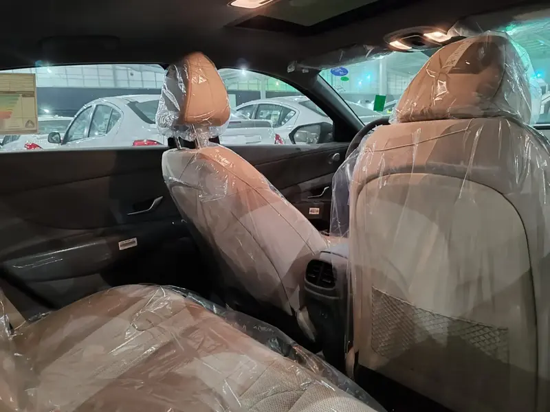 Hyundai Elantra 2025