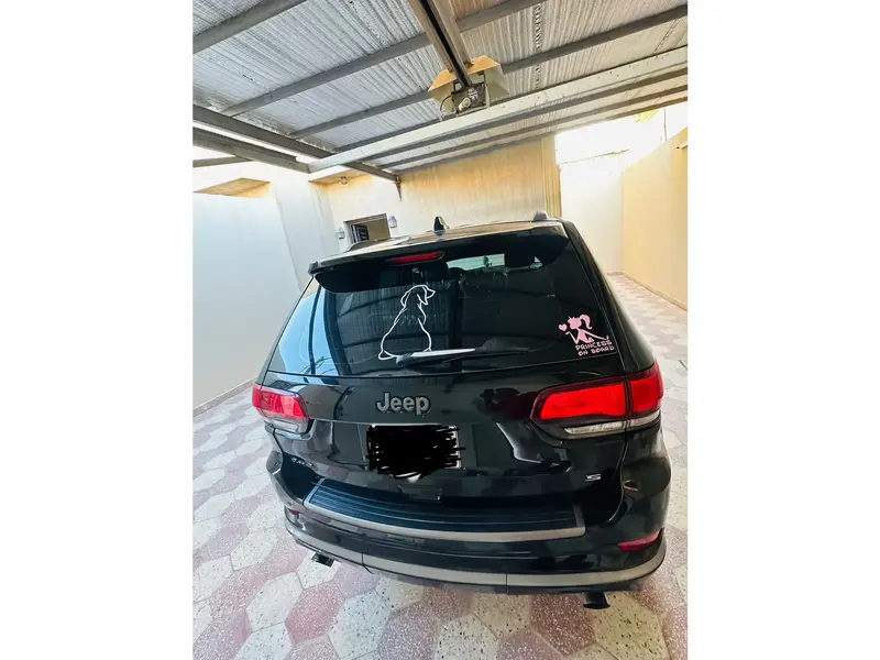 Discover undefined undefined Exterior Interior Images.Find all aspects and details of cars.