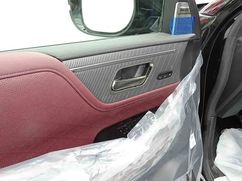 Infiniti QX80 2025