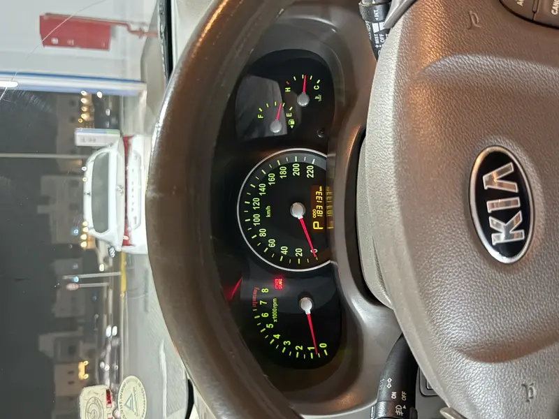Discover undefined undefined Exterior Interior Images.Find all aspects and details of cars.