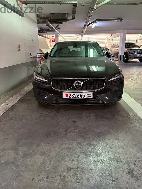 Volvo S60 2023