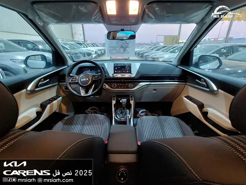 KIA Carens 2025