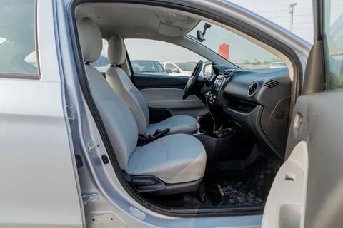 Mitsubishi Attrage 1.2 GLX 2022