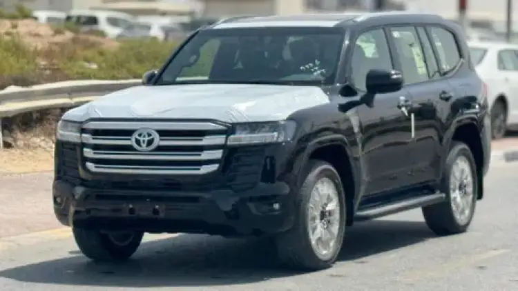 toyota toyota-land-cruiser image New Toyota Land Cruiser 4.0 GXR 2025