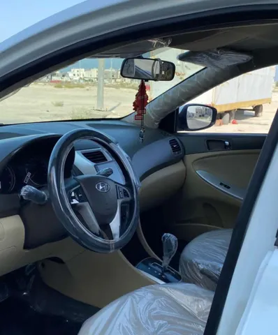 Discover undefined undefined Exterior Interior Images.Find all aspects and details of cars.
