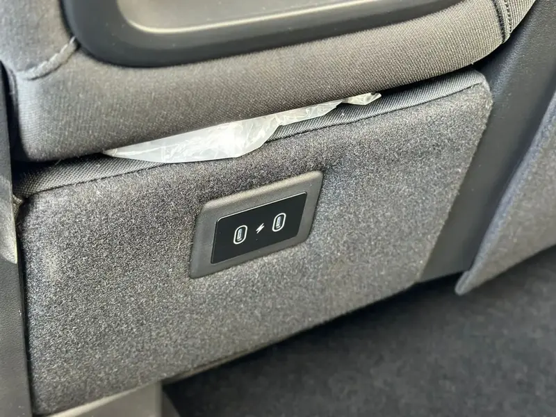 Hyundai Staria 2025