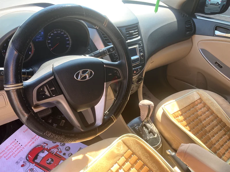 Hyundai Accent 2016