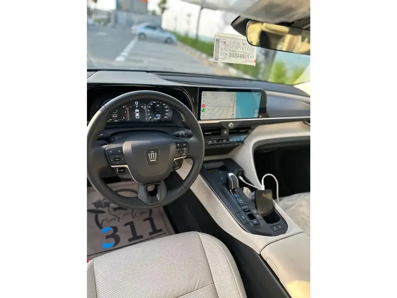 Discover undefined undefined Exterior Interior Images.Find all aspects and details of cars.