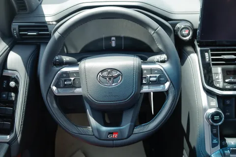 New Toyota Land Cruiser 2025