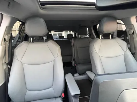 Toyota Sienna 2021