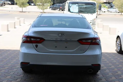 Discover undefined undefined Exterior Interior Images.Find all aspects and details of cars.