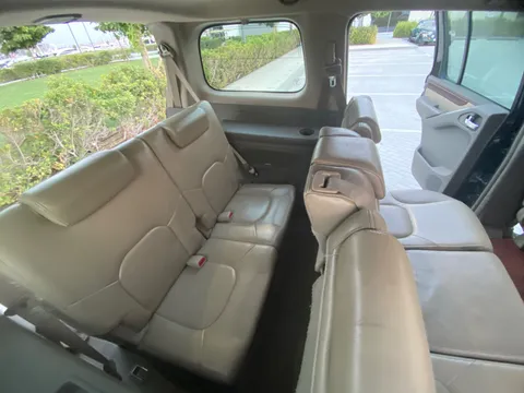 Nissan Pathfinder LE 2008