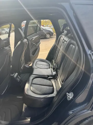 Discover undefined undefined Exterior Interior Images.Find all aspects and details of cars.