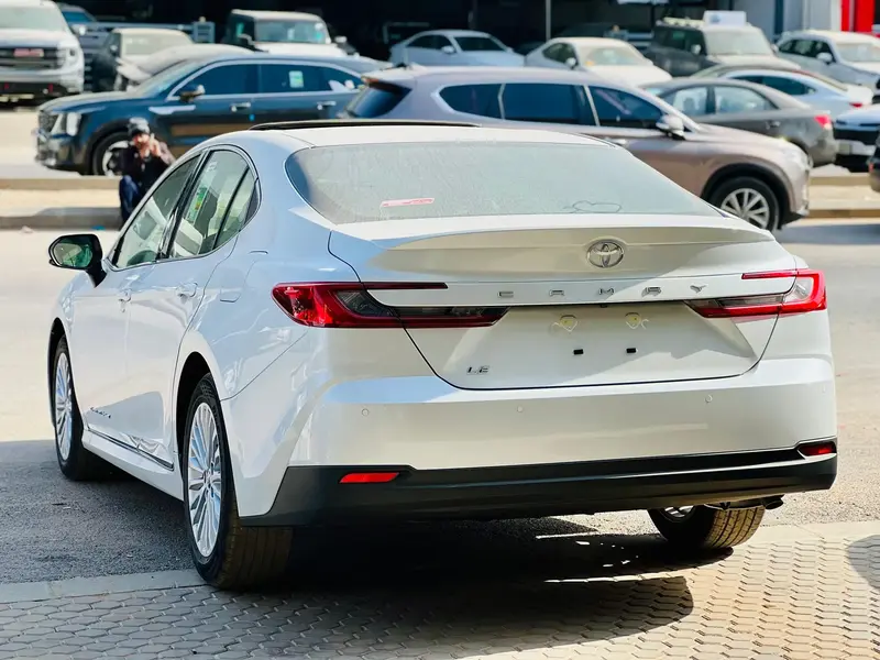 Toyota Camry 2025