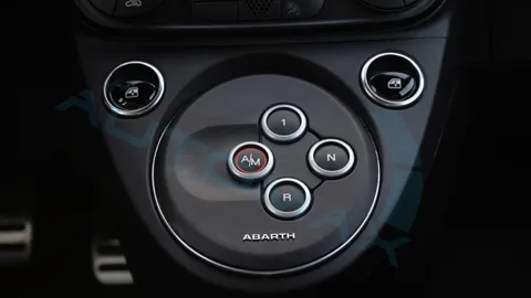 Discover undefined undefined Exterior Interior Images.Find all aspects and details of cars.