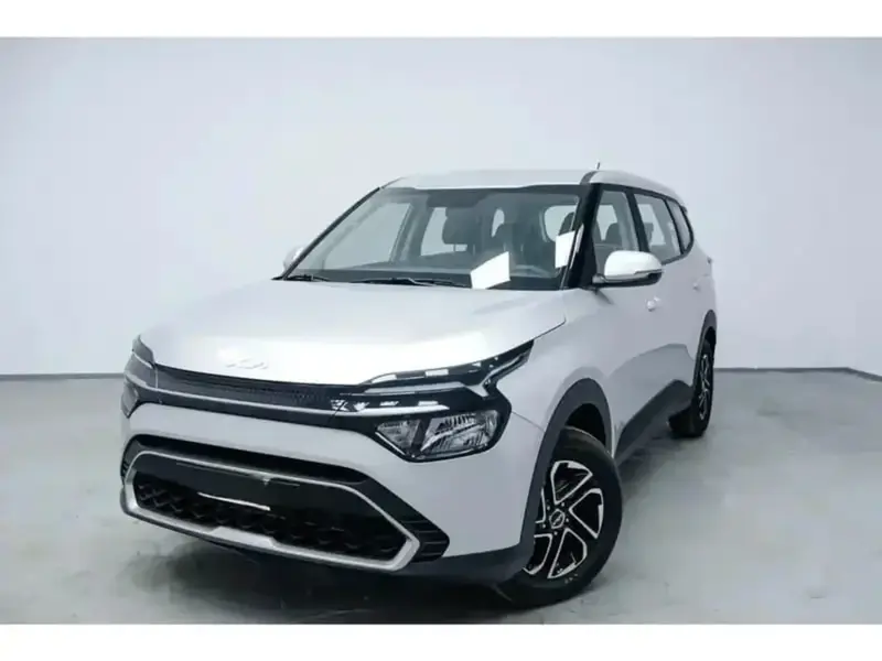 Discover undefined undefined Exterior Interior Images.Find all aspects and details of cars.