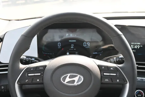 New Hyundai Elantra 2024