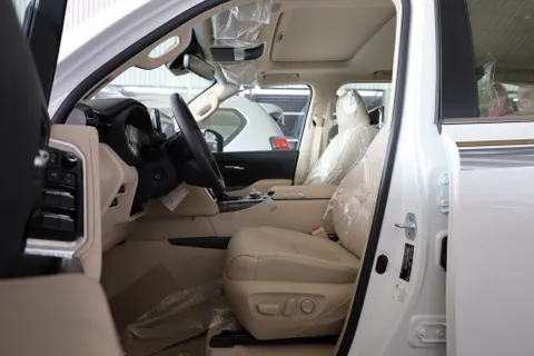 Toyota Land Cruiser 3.5T VXR  2023