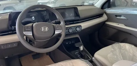 Discover undefined undefined Exterior Interior Images.Find all aspects and details of cars.