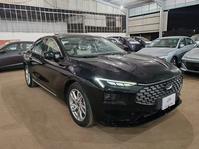 Discover undefined undefined Exterior Interior Images.Find all aspects and details of cars.