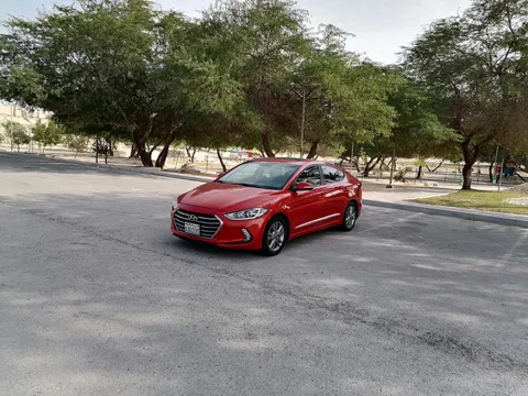 hyundai hyundai-elantra image Hyundai Elantra 2.0L Base 2018