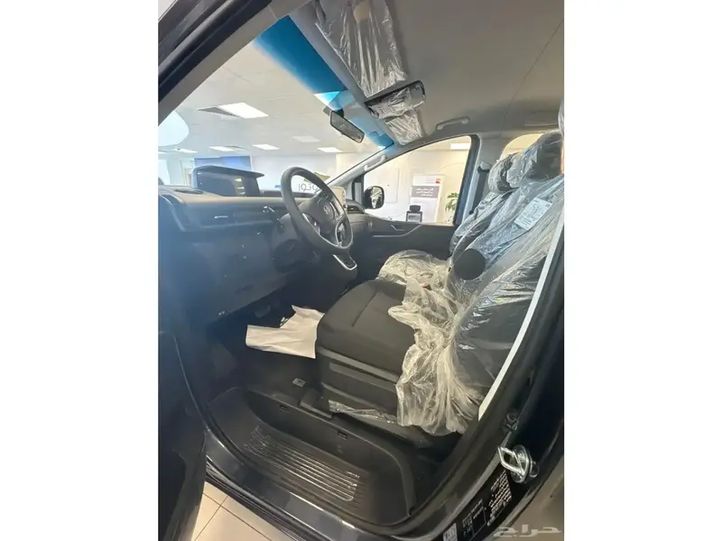 Discover undefined undefined Exterior Interior Images.Find all aspects and details of cars.