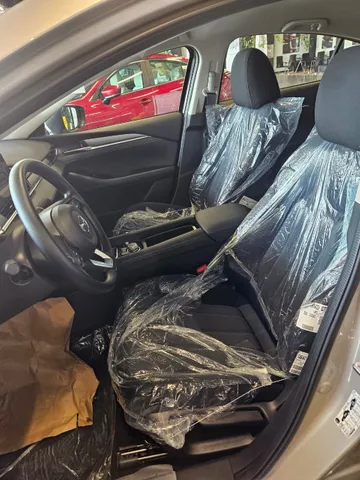 Discover undefined undefined Exterior Interior Images.Find all aspects and details of cars.