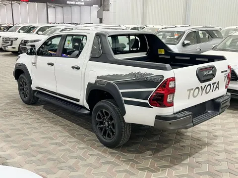 New Toyota Hilux 2024