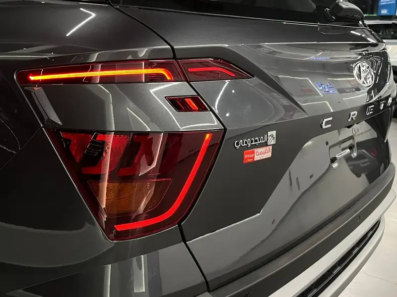 Discover undefined undefined Exterior Interior Images.Find all aspects and details of cars.