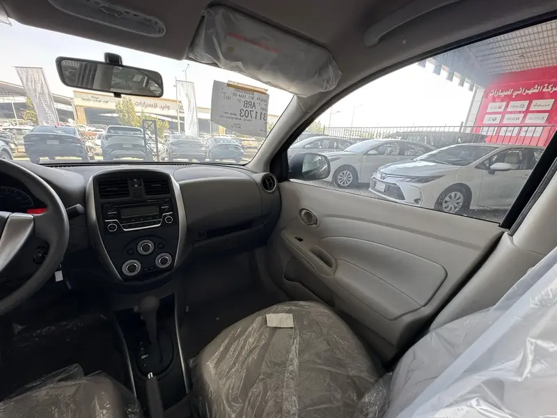 Nissan Sunny 2023