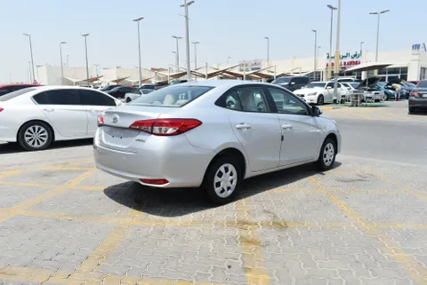 Toyota Yaris 1.5L SE 2022
